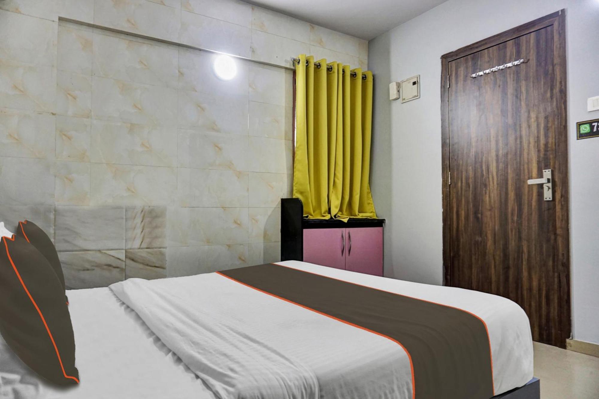 Collection O Baner Executive Stays Pune Exterior foto